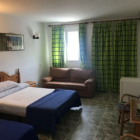 Otel Playa 2*